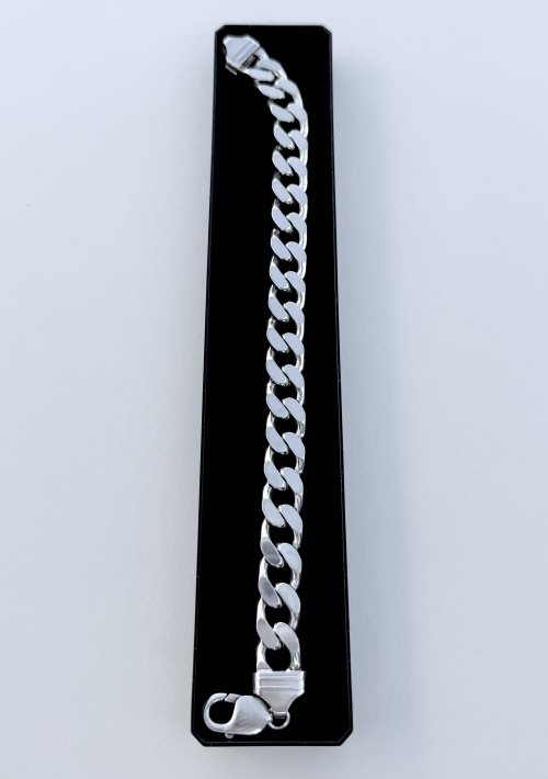 Sterling Silver Curb Link (Cuban Link) Chain Bracelet. NEW STOCK.