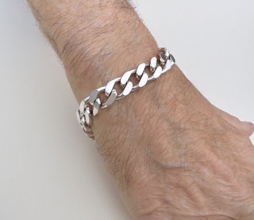 Sterling Silver Curb Link (Cuban Link) Chain Bracelet. NEW STOCK.