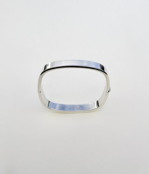 Sterling Silver Square Bangle. NEW IN STOCK.