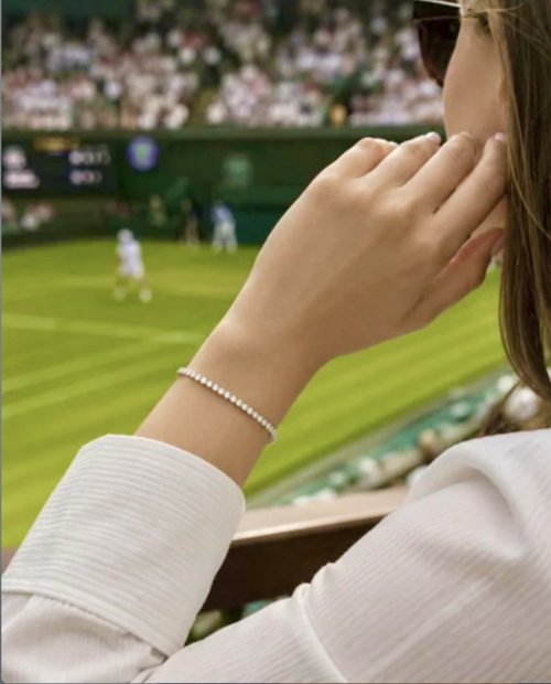 Sparkling Silver Tennis Bracelet / Circular design. 
