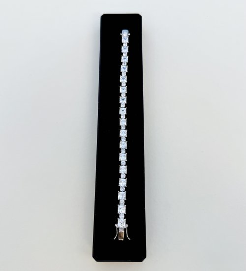 Silver Bracelet with Square-Cut Cubic Zirconia 7&quot;. NEW STOCK.