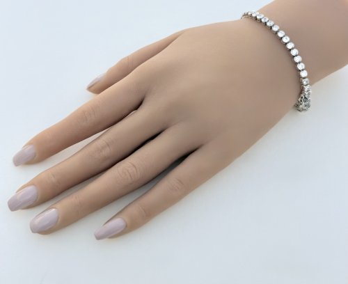 Sparkling Silver Tennis Bracelet. NEW STOCK.