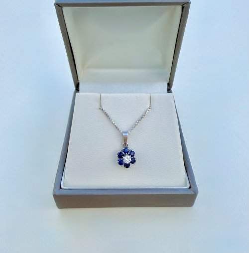18ct. White Gold Sapphire & Diamond Floral Design Pendant. NEW STOCK.