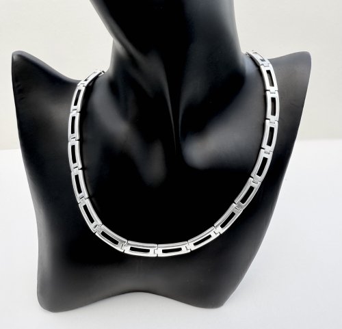 Silver Flat Link Neck Chain - Roman design. NEW STOCK.