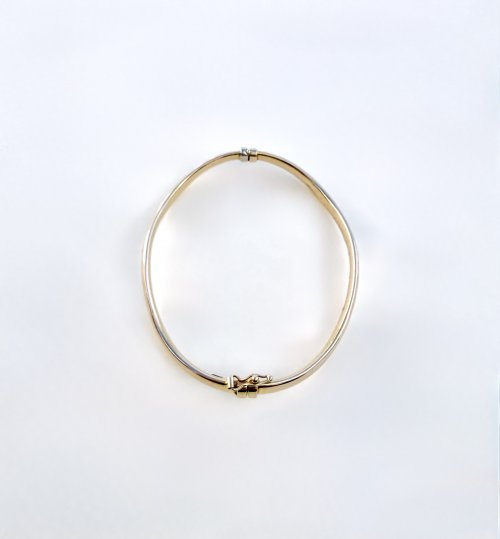 Contemporary 9ct. Yellow Gold Wave Bangle. NEW STOCK.