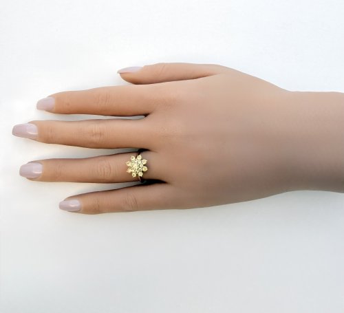 9ct. Yellow Gold Citrine Floral Ring. NEW STOCK.