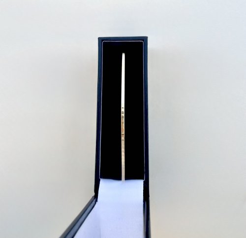 Hallmarked Italian Slim 9ct. Yellow Gold Bangle. NEW STOCK.