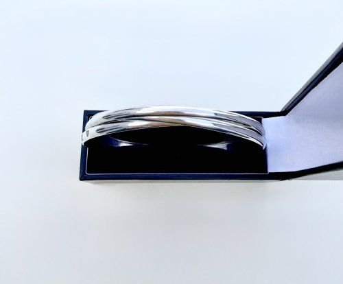 Sterling Silver Intertwined 3-Band Bangle. NEW STOCK.