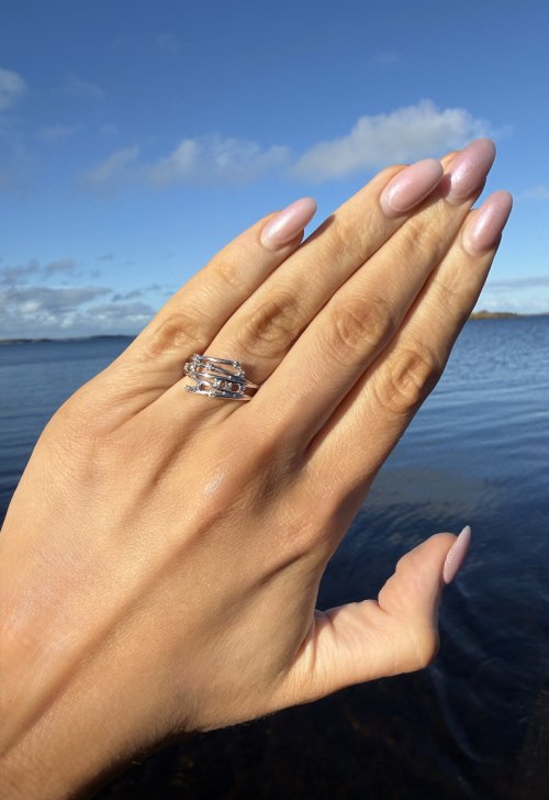 9ct. White Gold Raindance Ring / 12 Diamonds. NEW STOCK.