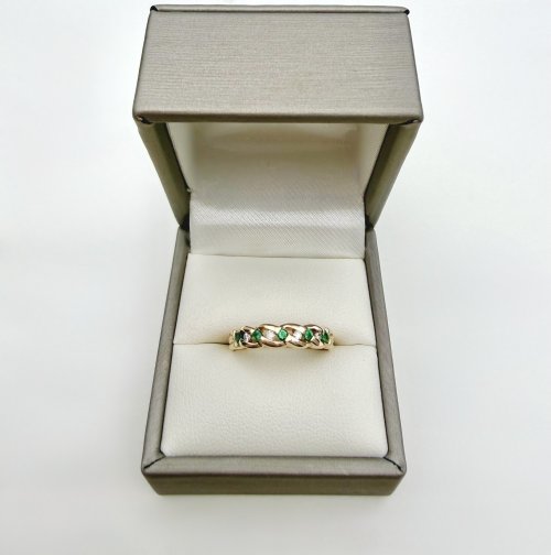 9ct. Yellow Gold Emerald &amp; Diamond Set Infinity Ring. NEW STOCK.