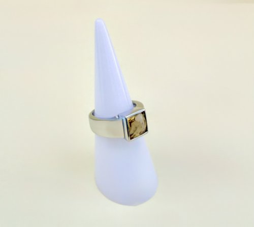 Silver Ring with Square Facetted Lemon Quartz Gemstone. NEW STOCK. 