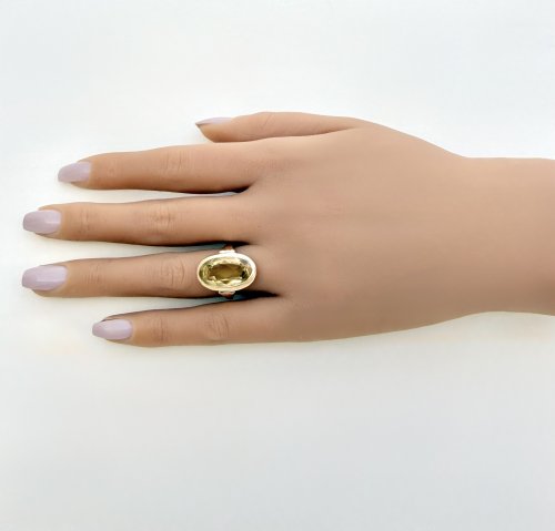 Hallmarked 9ct. Yellow Gold Oval Faceted Citrine Ring. NEW STOCK.