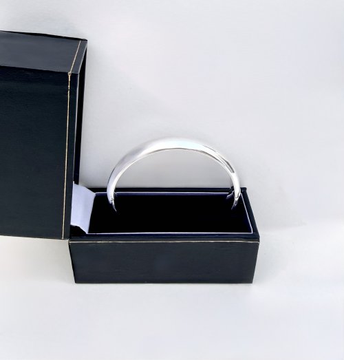 Silver Oval Bangle / Wide Profile. NEW STOCK.