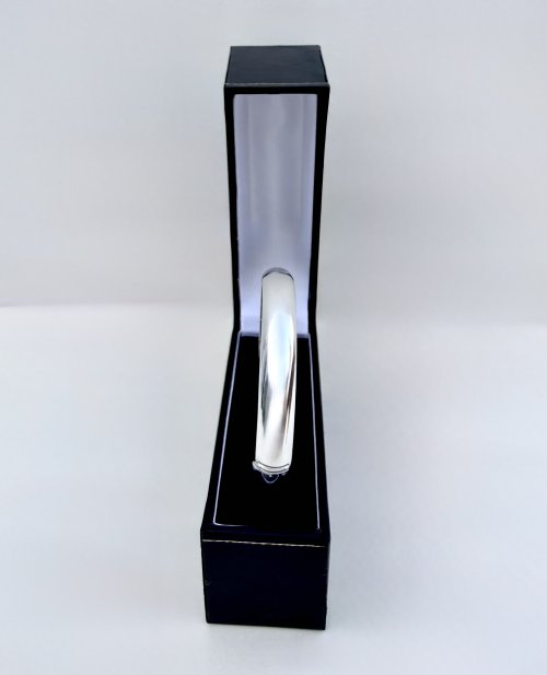 Silver Oval Bangle / Wide Profile. NEW STOCK.