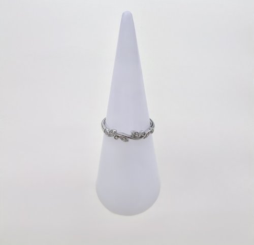 9ct. White Gold Diamond Half Eternity Ring with Leaf-inspired Design. NEW STOCK.