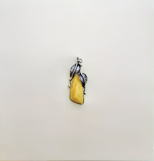 Sterling Silver Butterscotch Amber Leaf Pendant. NEW IN STOCK.
