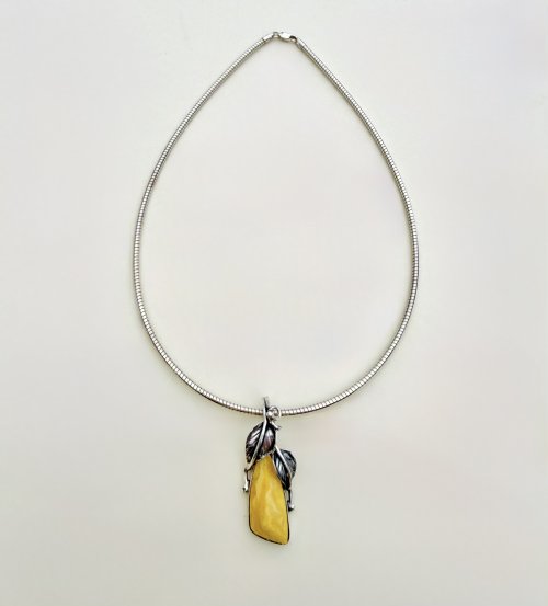 Sterling Silver Butterscotch Amber Leaf Pendant. NEW IN STOCK.
