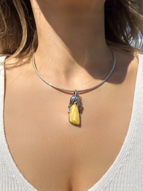 Sterling Silver Butterscotch Amber Leaf Pendant. NEW IN STOCK.