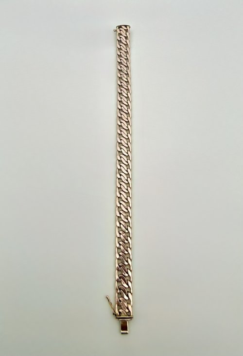 Italian 9ct. Yellow Gold Curb Link Bracelet – 10mm Wide.  NEW IN STOCK.