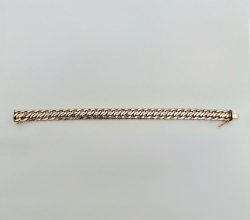 Italian 9ct. Yellow Gold Curb Link Bracelet – 10mm Wide.  NEW IN STOCK.