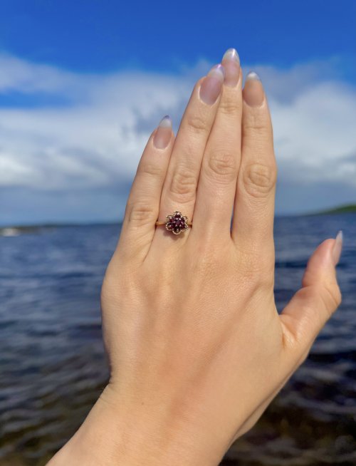 Vintage 9ct. Yellow Gold Garnet Floral Cluster Ring - 7 Garnets. NEW IN STOCK.