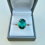 9ct. Solid Gold Ring with Vibrant Green Stone.