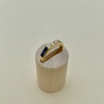 18ct. Gold Diamond and Sapphire Ring.