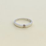 18ct. White Gold Single Stone Diamond Ring.