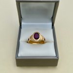 Hallmarked 18ct. Amethyst Mourning Ring.