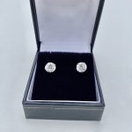 9ct. Gold CZ Stud Earrings.