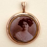 Edwardian Open Locket.