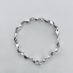 Silver Bracelet / Oblong Twist Links.