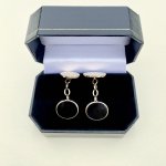 9ct. gold &amp; onyx cufflinks.