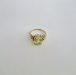 9ct. Gold Citrine Set Ring / Acanthus Foliage Design. 