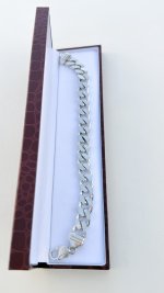 Sterling Silver Curb Link (Cuban Link) Chain Bracelet. NEW STOCK.