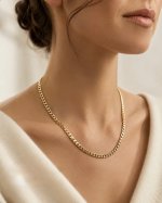 9ct. Yellow Gold Curb Link Chain.