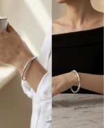 Silver Slim Oval Bangle with Magnetic Clasp. NEW IN STOCK.